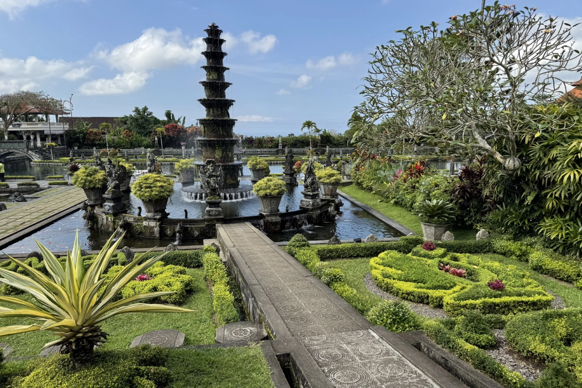 From Palace to Paradise
